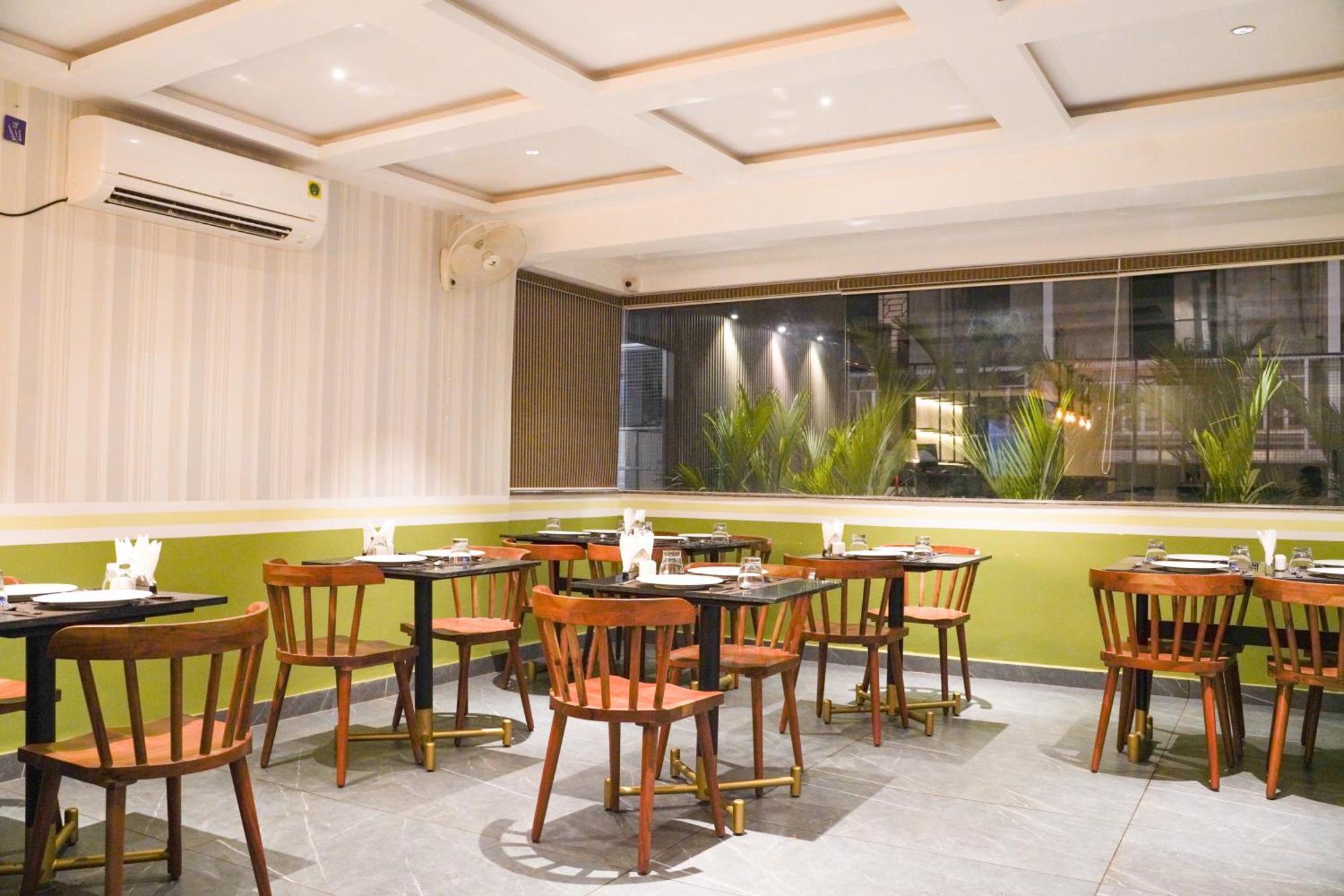 Ariena By Spree Hotels Goa Morjim Bagian luar foto
