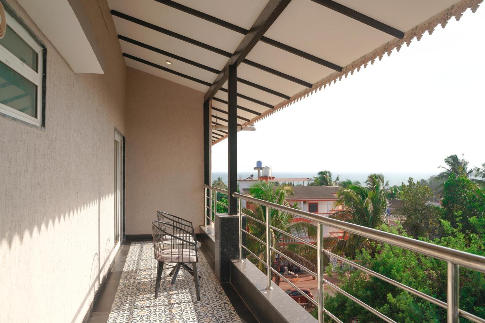 Ariena By Spree Hotels Goa Morjim Bagian luar foto