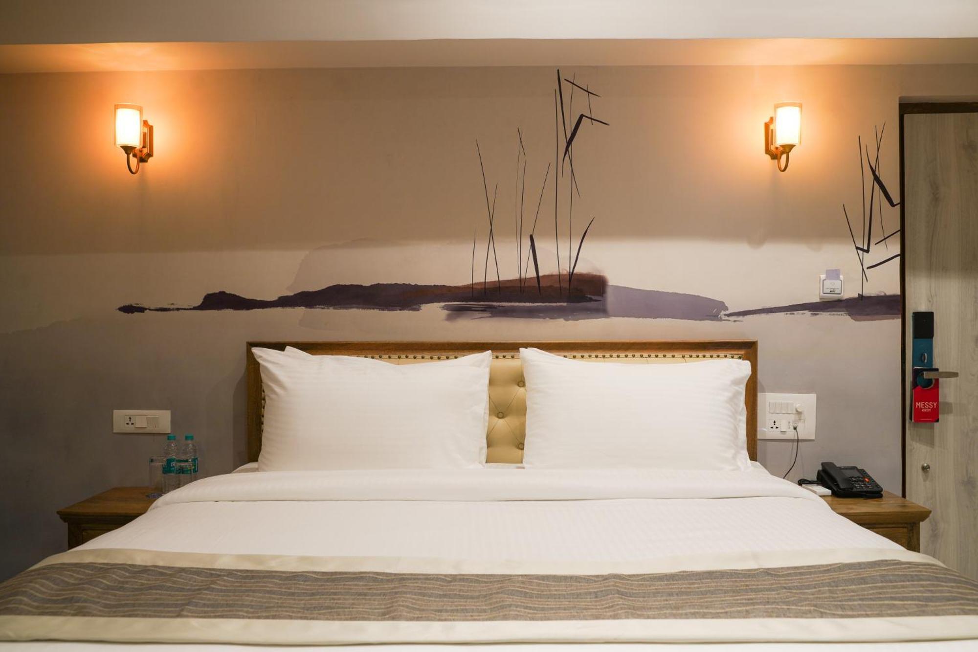 Ariena By Spree Hotels Goa Morjim Bagian luar foto